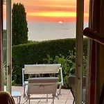 Villa Riviera, Sea View, Pool, Jacuzzi, Sauna, Walk To The Sainte-Maxime