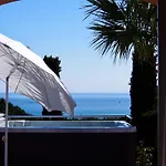 Riviera, Sea View, Pool, Jacuzzi, Sauna, Walk To The *