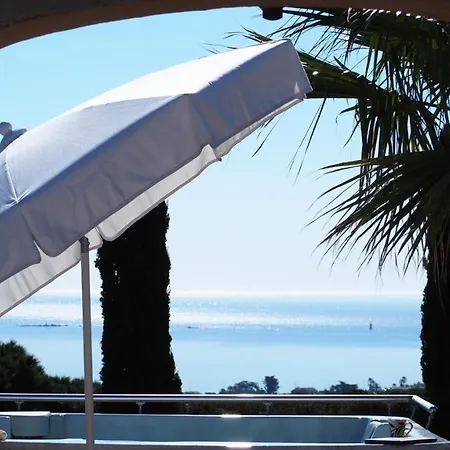 Villa Riviera, Sea View, Pool, Jacuzzi, Sauna, Walk To The Sainte-Maxime