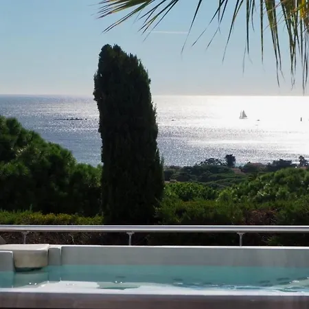 Riviera, Sea View, Pool, Jacuzzi, Sauna, Walk To The Villa