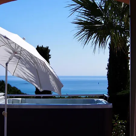Riviera, Sea View, Pool, Jacuzzi, Sauna, Walk To The *