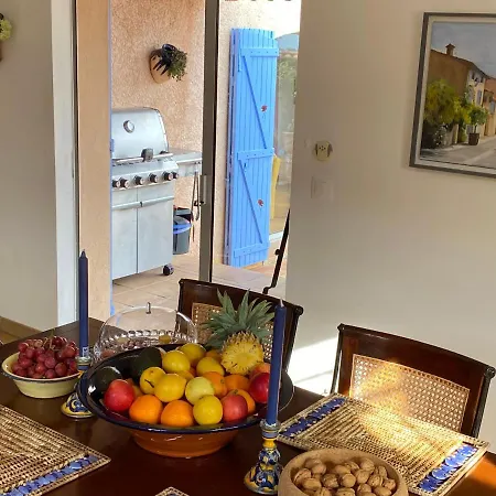 Villa Riviera, Sea View, Pool, Jacuzzi, Sauna, Walk To The *