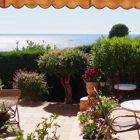 Riviera, Sea View, Pool, Jacuzzi, Sauna, Walk To The 别墅