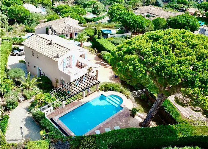 Villa Riviera, Sea View, Pool, Jacuzzi, Sauna, Walk To The *